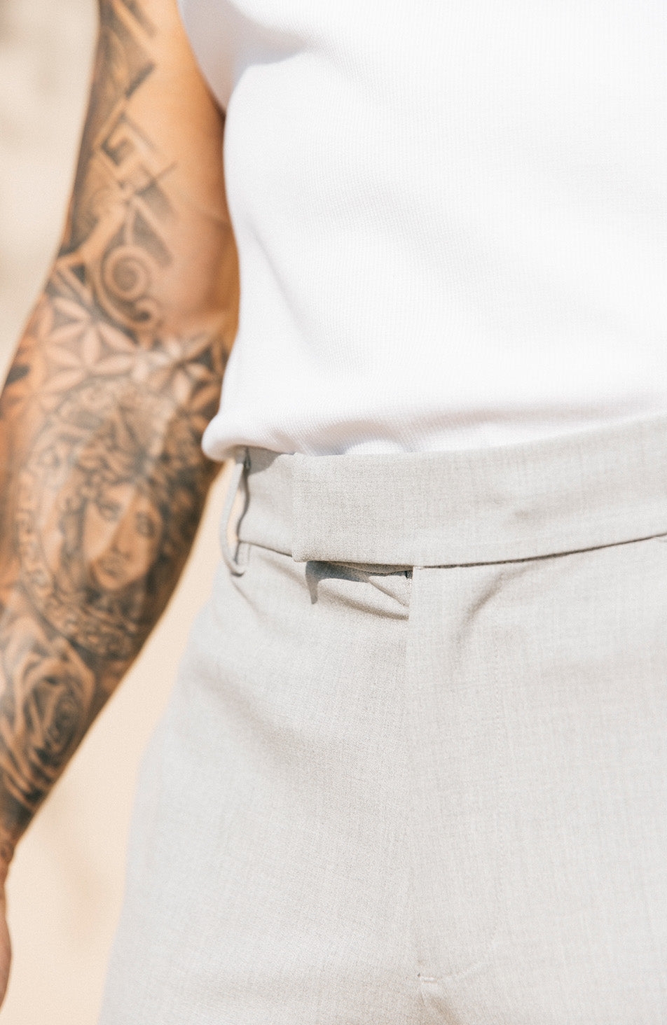 Aster Tailored Stretch Fit Short in Grey