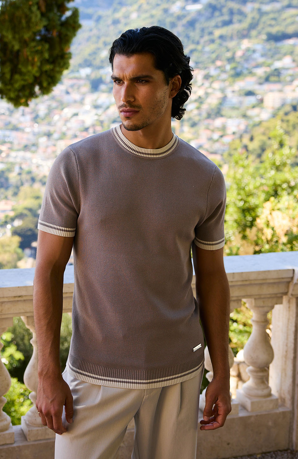 Riccio Slim Knit Tipped Tee in Taupe