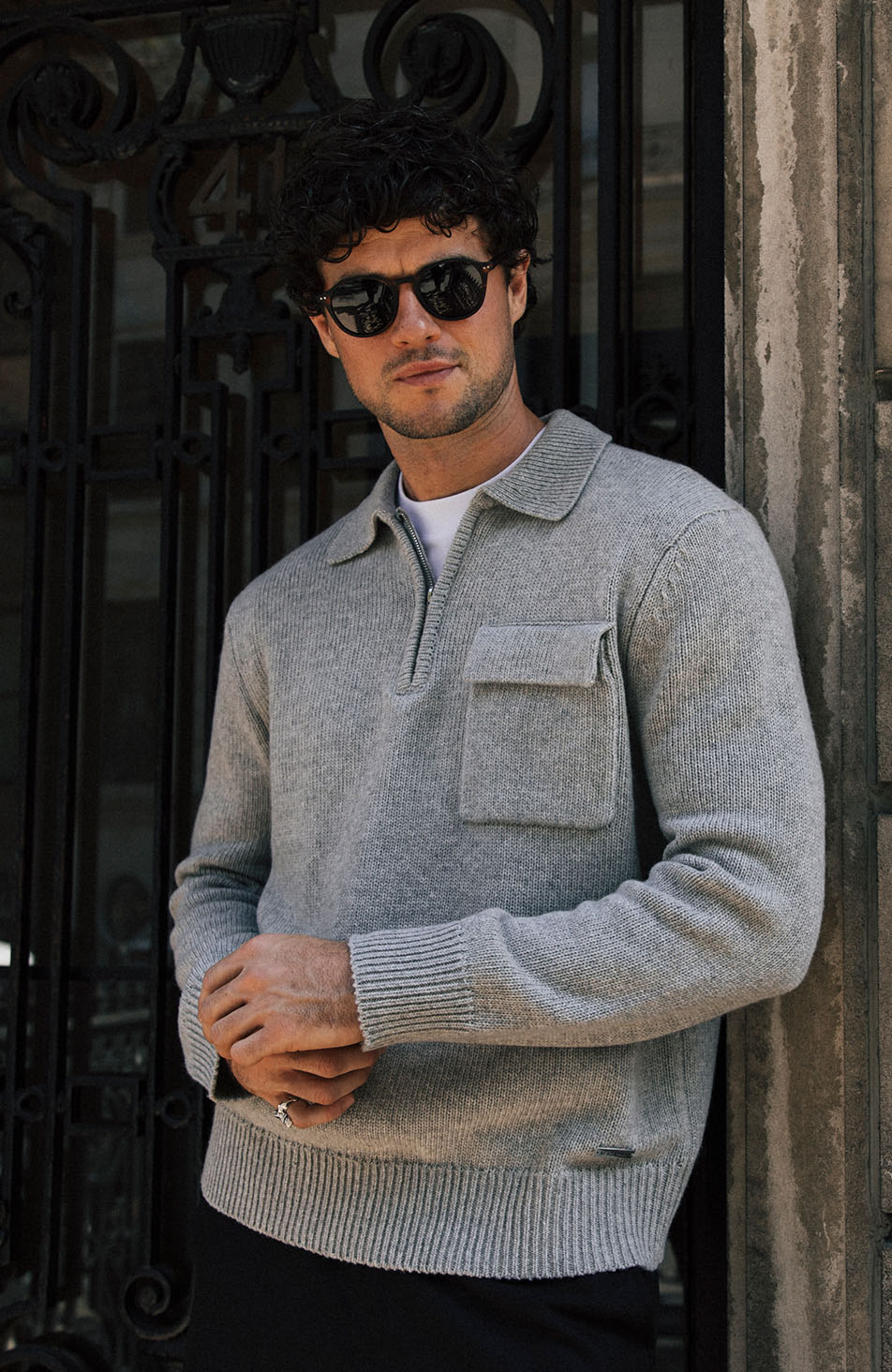 Harlem Oversized Knitted Jumper in Grey