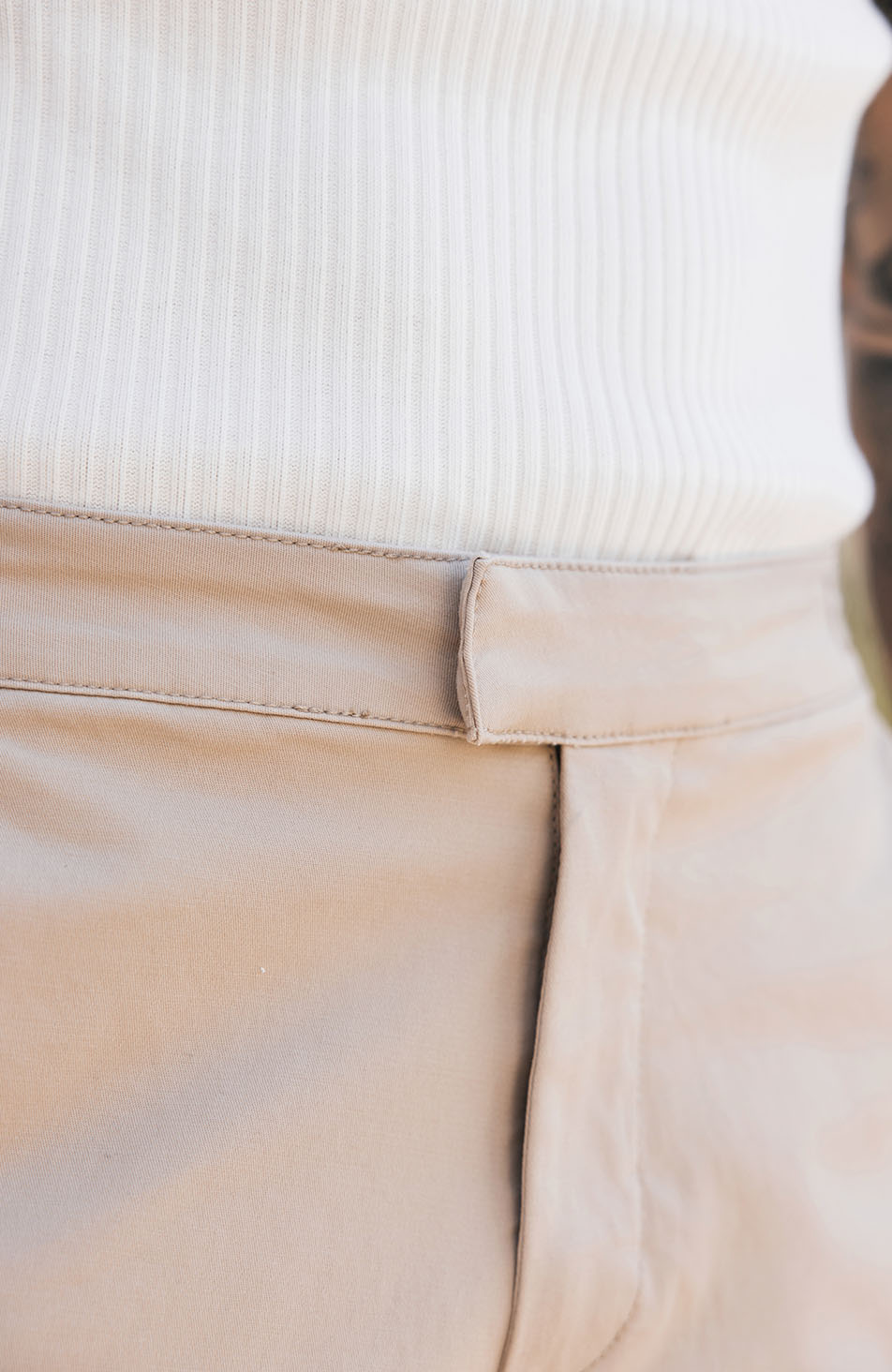 Beaufort Stretch Chino Shorts in Beige