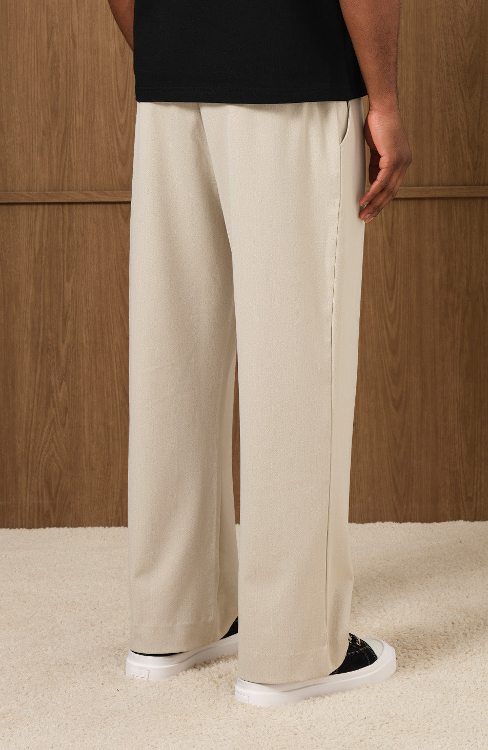 Como Relaxed Fit Pleated Tailored Trousers in Beige