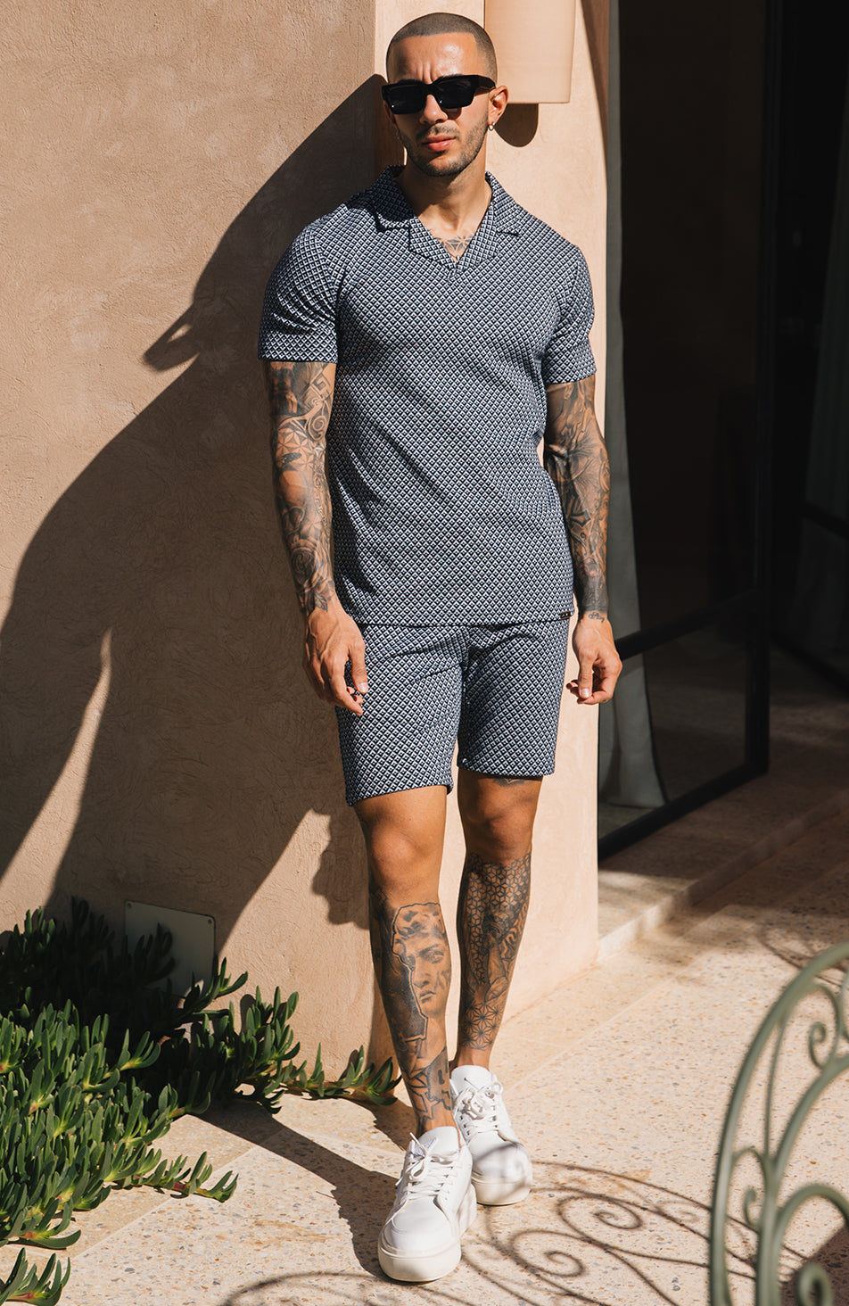 Geo Knit Shorts in Navy