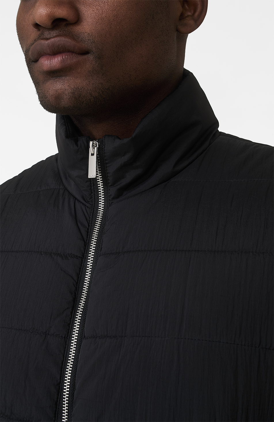 Thar Light Weight Gilet in Black