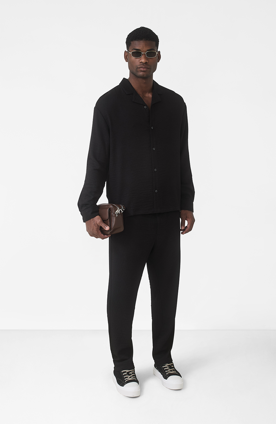 Fiorano Relaxed Fit Trousers in Black