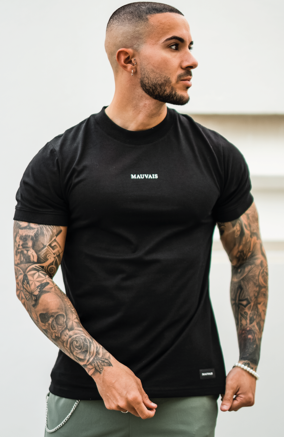 Slim Tee in Black