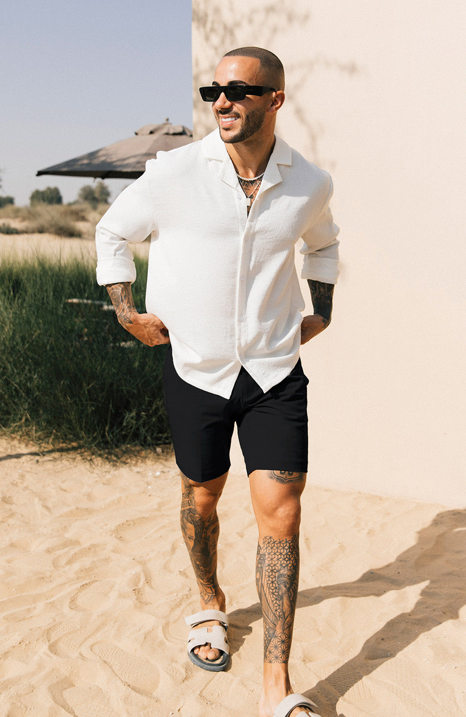 Aster Tailored Stretch Fit Short in Black