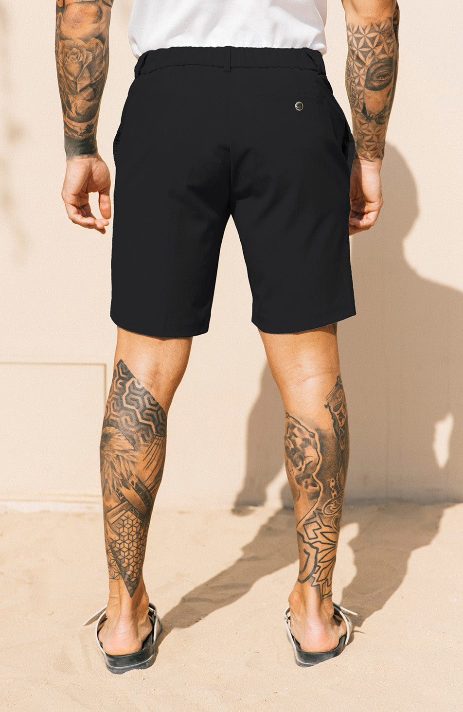 Aster Tailored Stretch Fit Short in Black