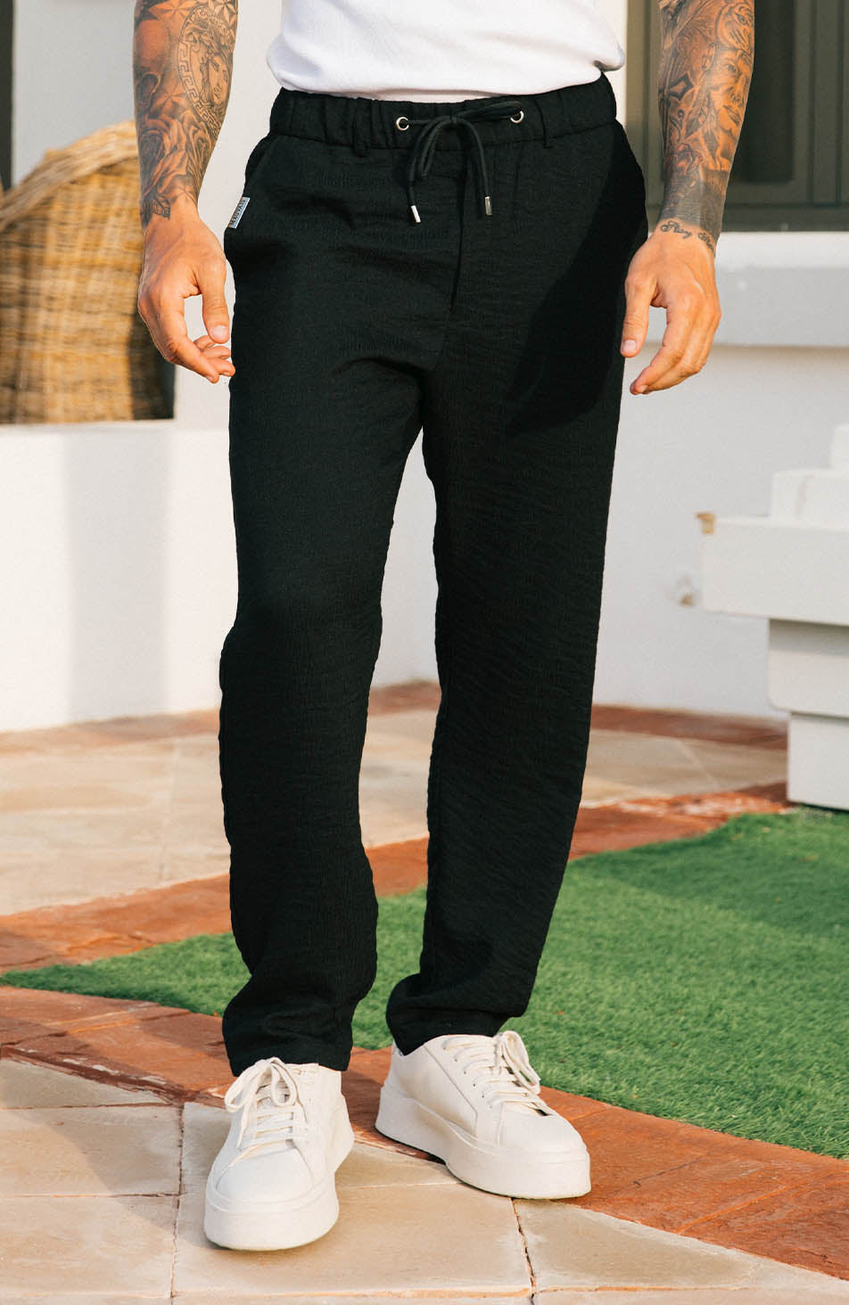 Fiorano Relaxed Fit Trousers in Black