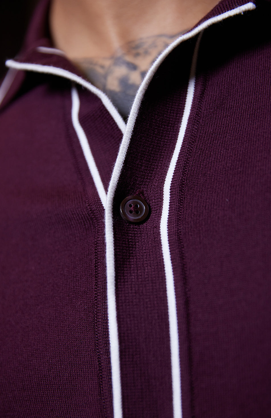 Luciano Long Sleeve Slim Knit Shirt in Burgundy