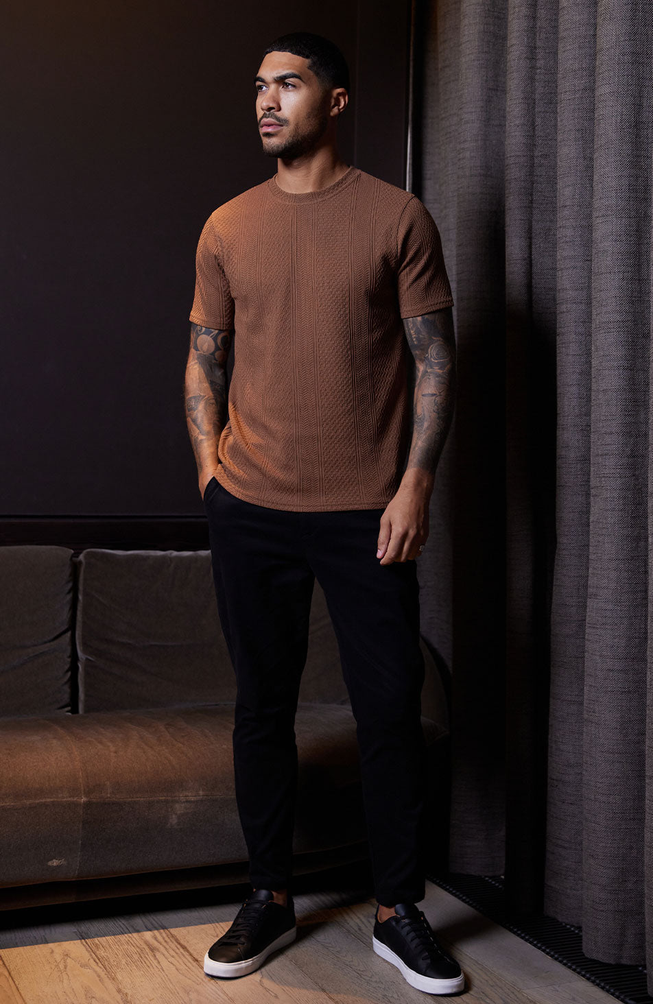 Cedro Slim Knit Tee in Caramel