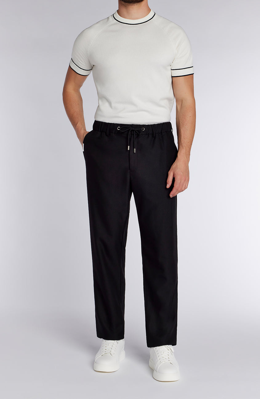 Deveron Straight Leg Trousers in Black