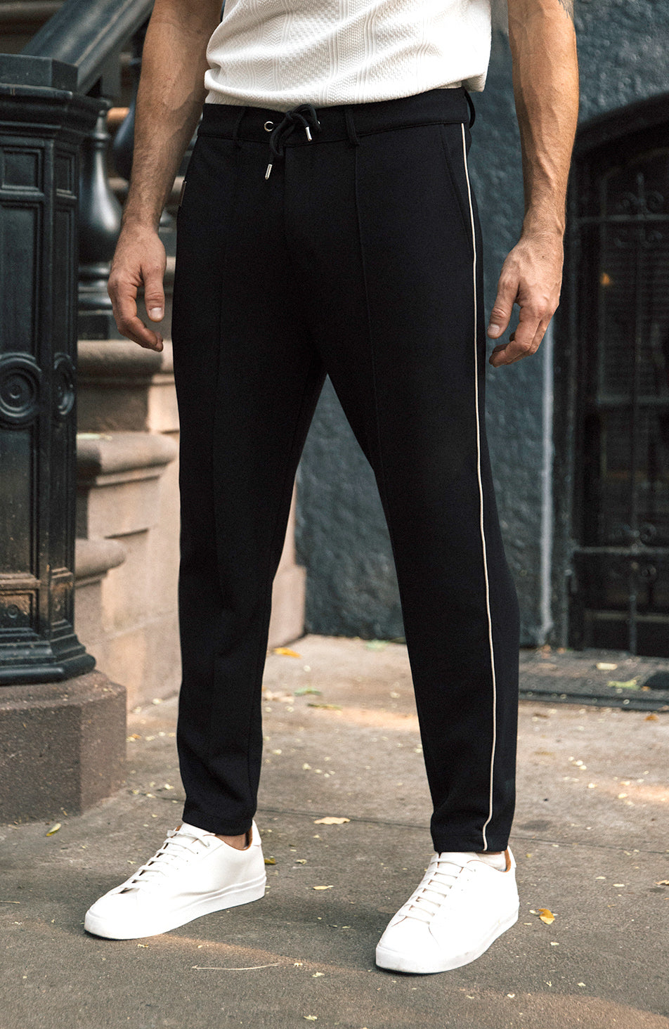 Lowell Slim Piping Trousers in Black