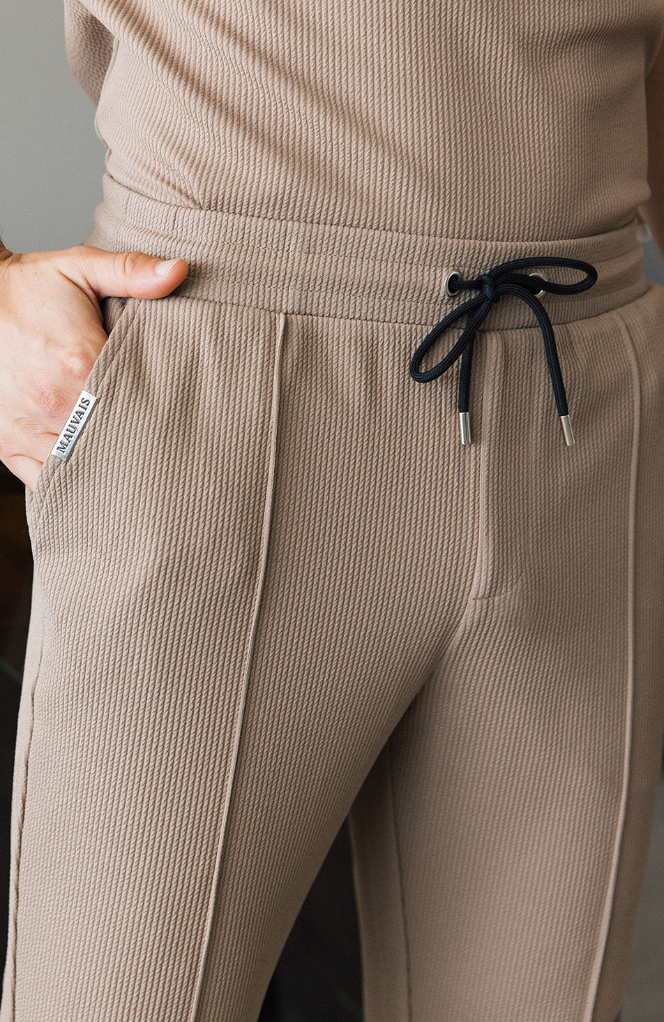 Tremont Trousers In Beige