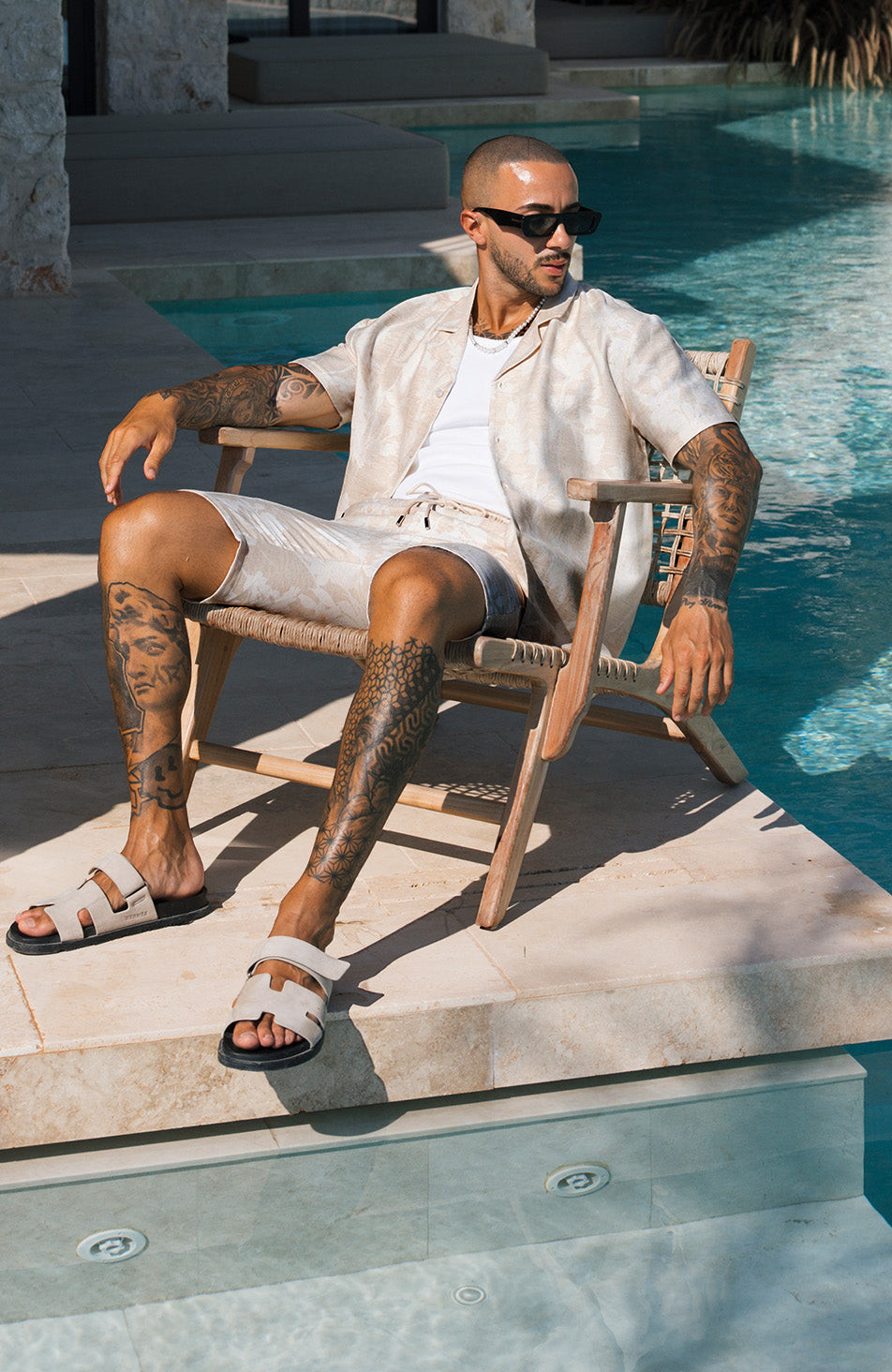 Kandima Linen Blend Floral Relaxed Fit Shorts in Cream