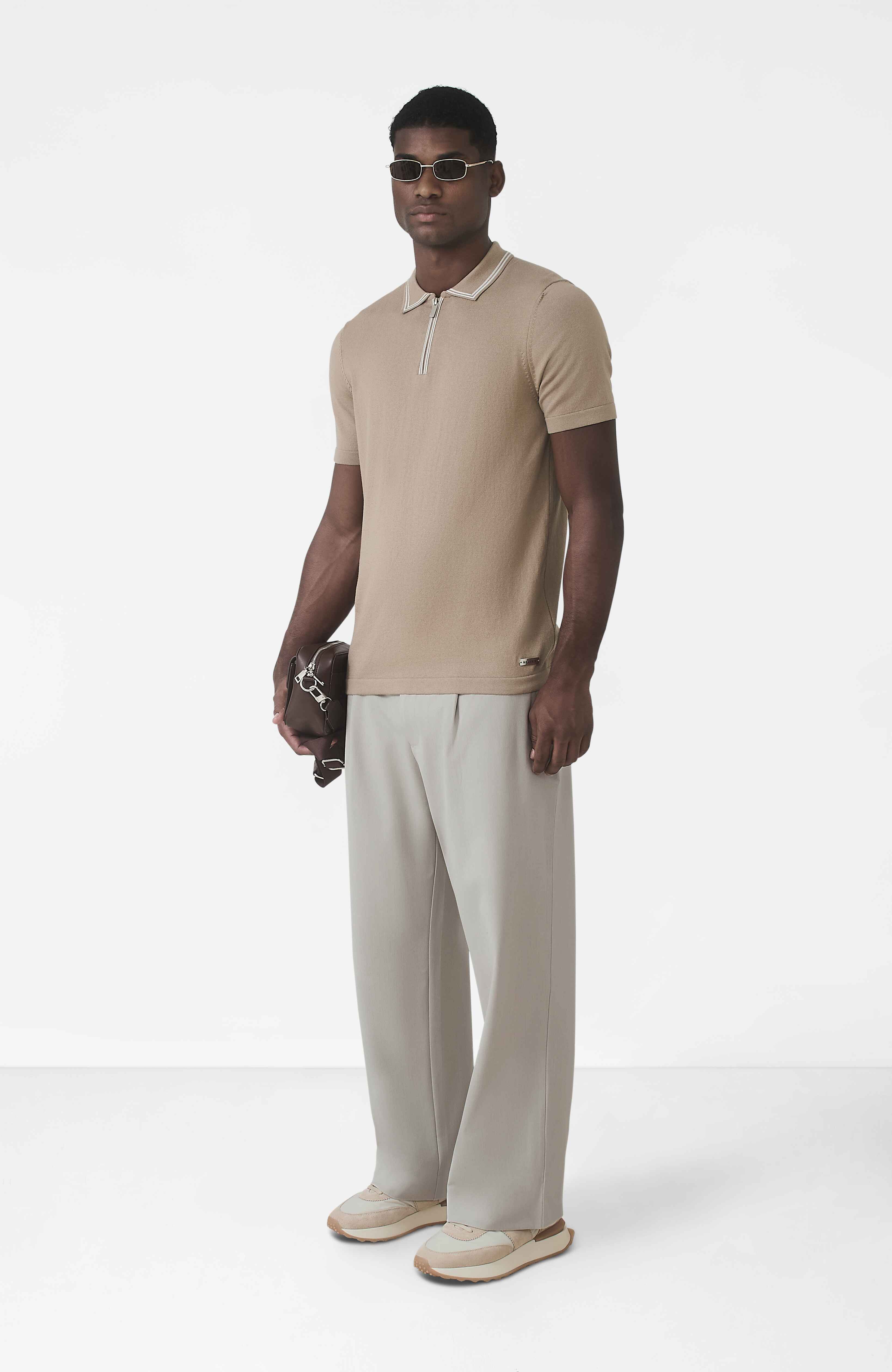 Model is 6'2 with size M chest, wearing a size M