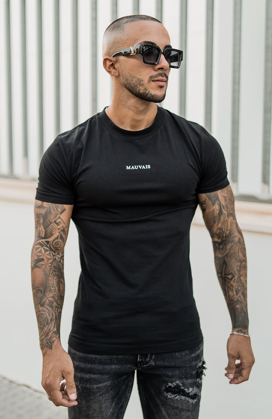 T-shirt noir avec bande MAUVAIS