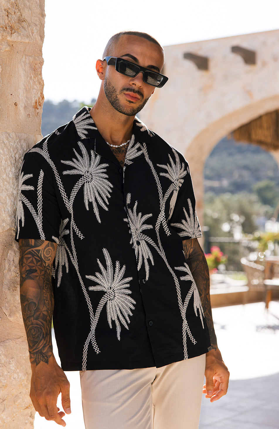 Amante Luxury Leaf Embroidered Relaxed Shirt in Black