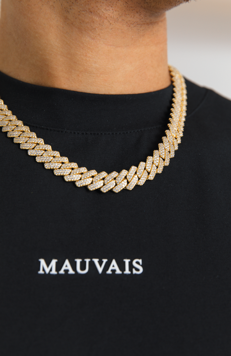 Cuban Chain in Gold