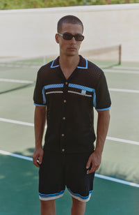 Model is 6'0 with a chest 39", wearing size M