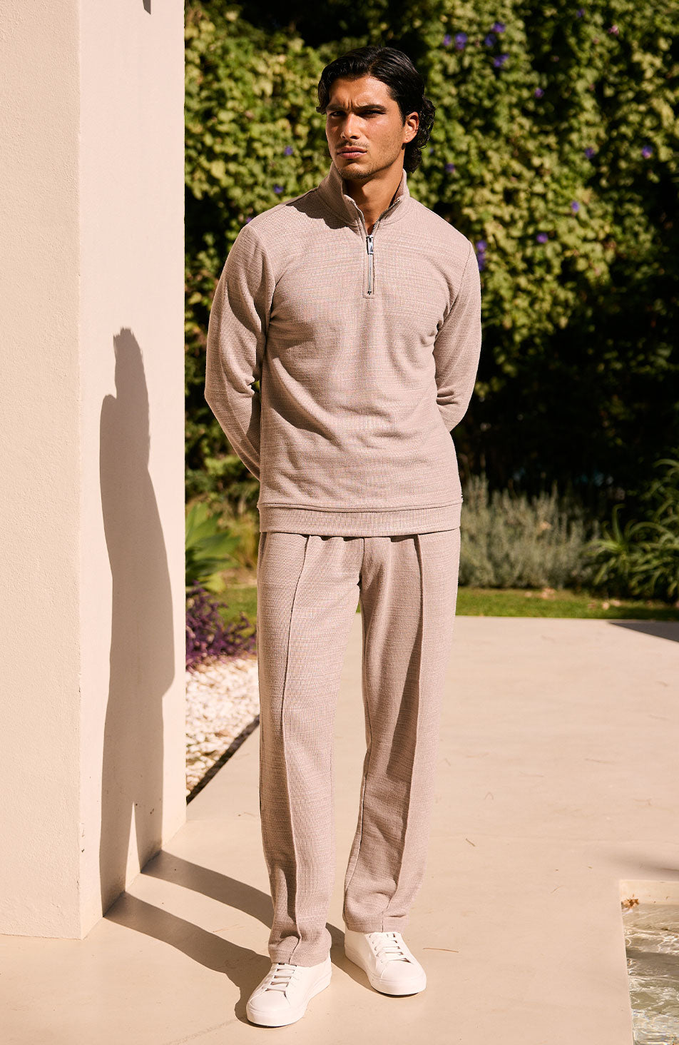 Leandre Regular Premium Textured Quarter Zip in Taupe
