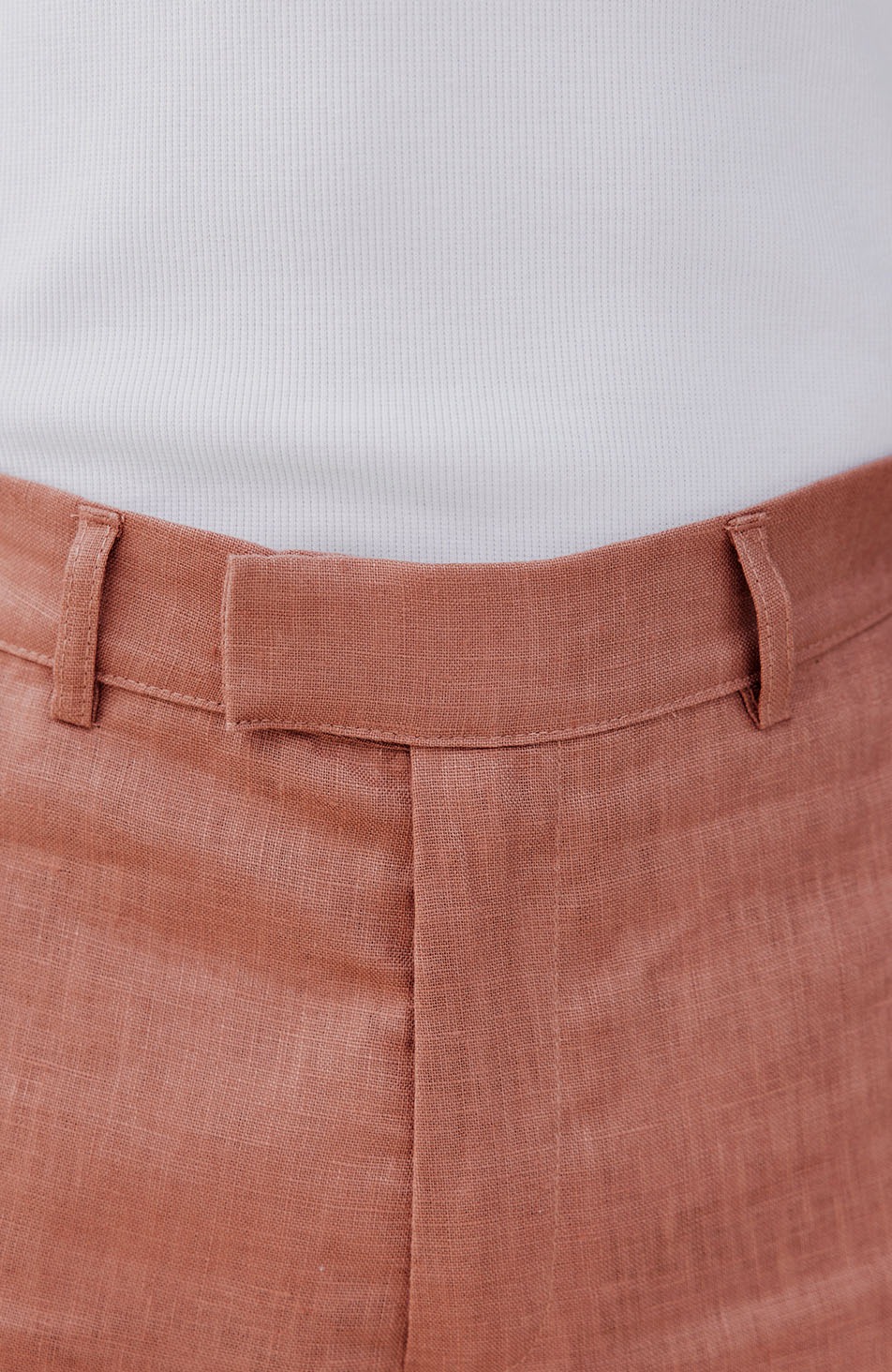 Nammos Pure Linen Tailored Shorts in Canyon