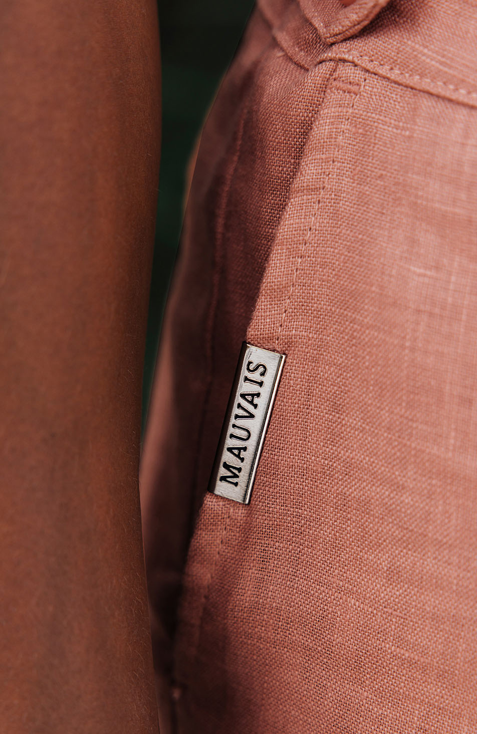 Nammos Pure Linen Tailored Shorts in Canyon