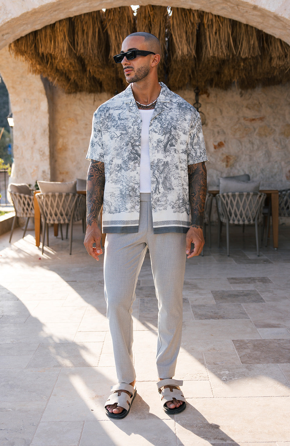 Tabo Toile de Jouy Print Shirt in Blue