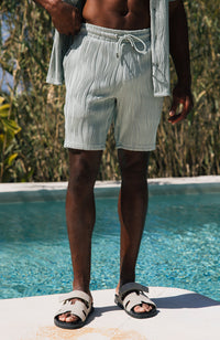 Model is 6'1 with W30, wearing W30