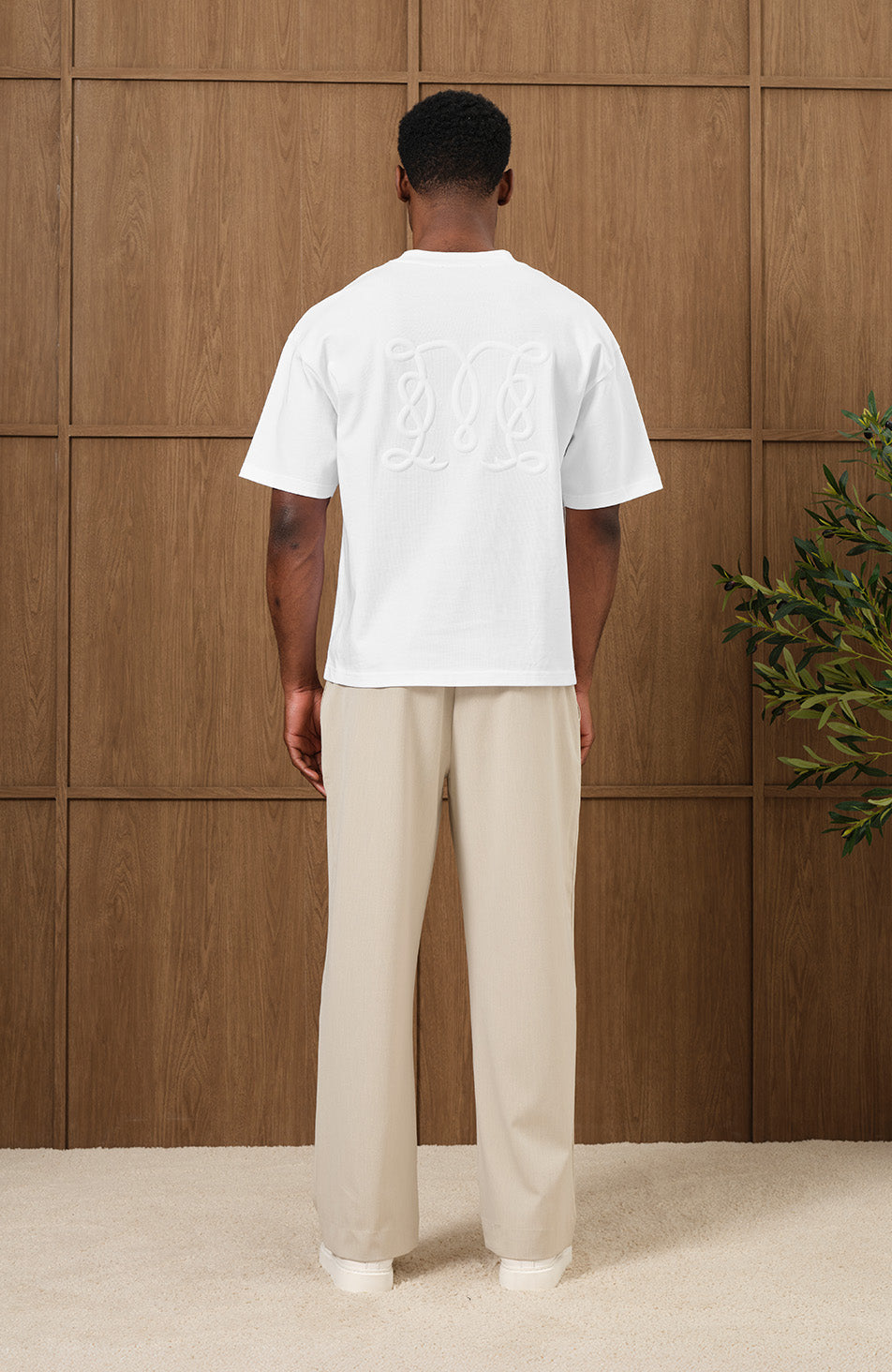 Como Relaxed Fit Pleated Tailored Trousers in Beige