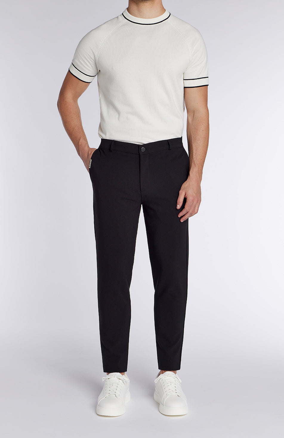 Signature Hybrid Trousers in Black