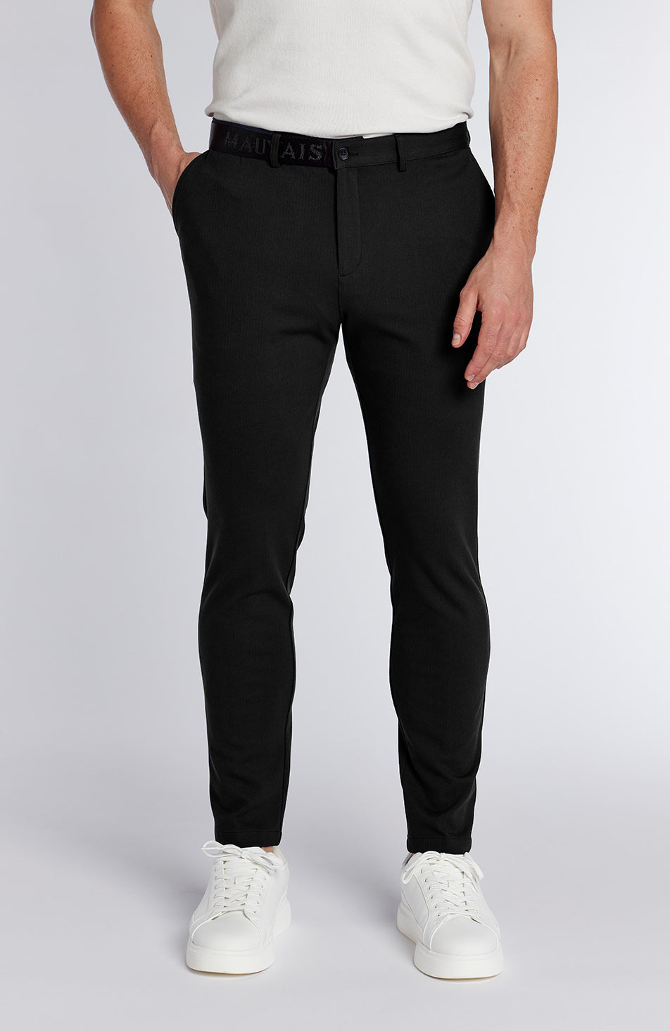 Signature Trousers With Tonal Half Belt in Black