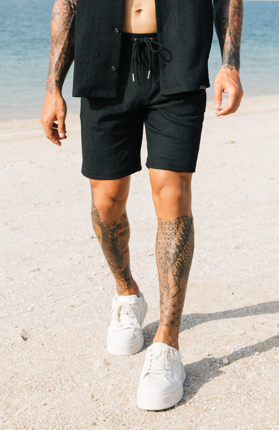 Eivissa Shorts in Black
