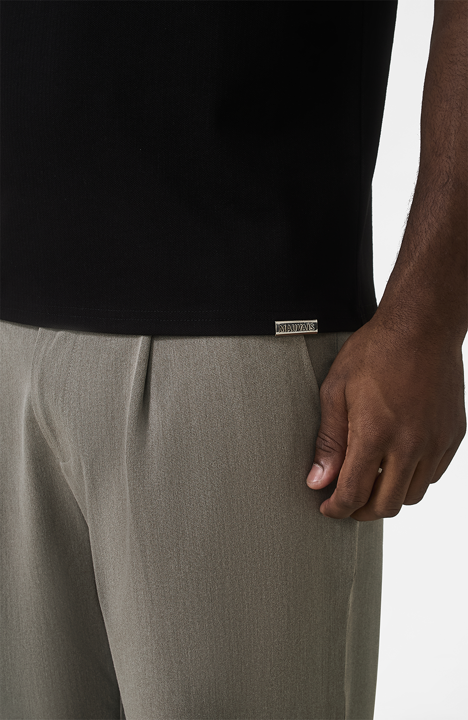 Signature Zip Tee in Black