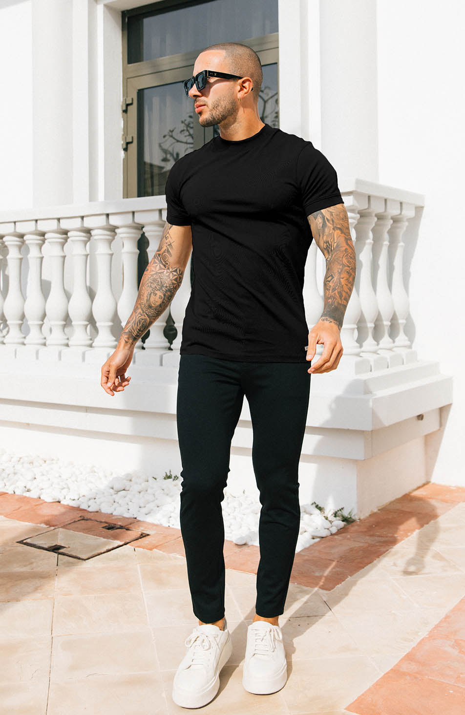 Signature Slim Tee in Black