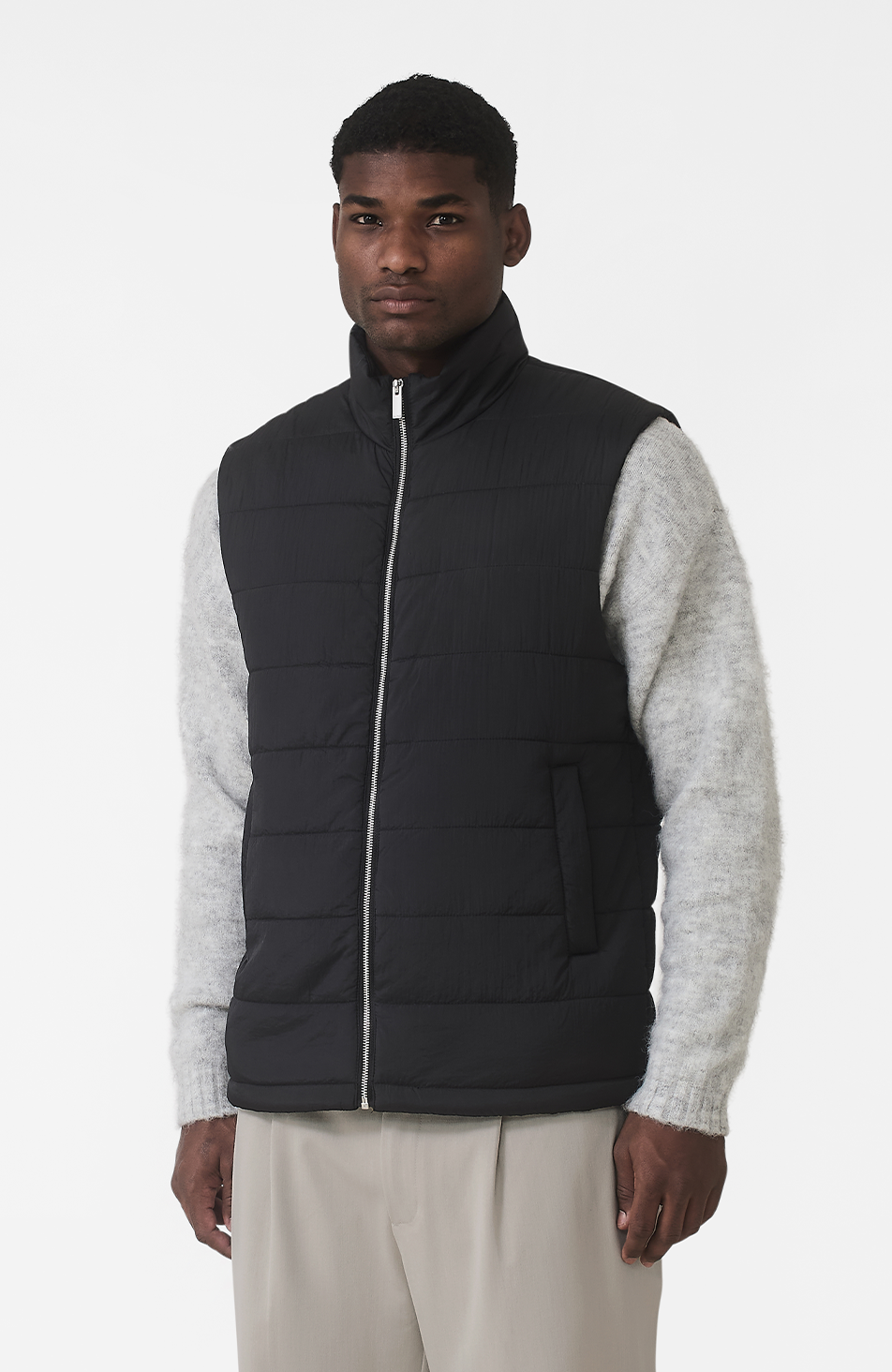 Thar Light Weight Gilet in Black