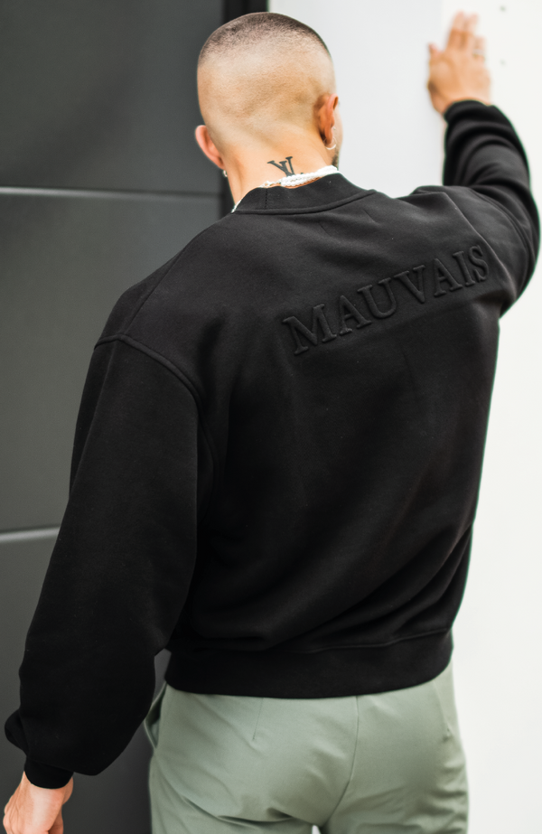 Drop Shoulder Embossed Sweatshirt in Black